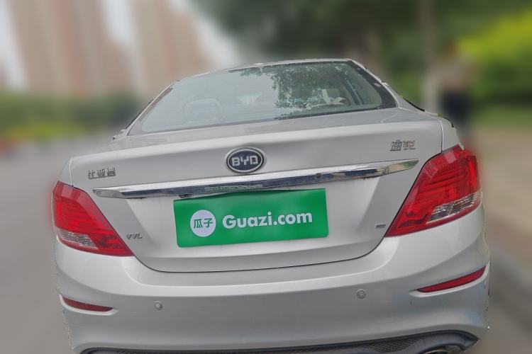 Used BYD Surui 2015 Revised Version 1.5L Manual Luxury Edition Rear