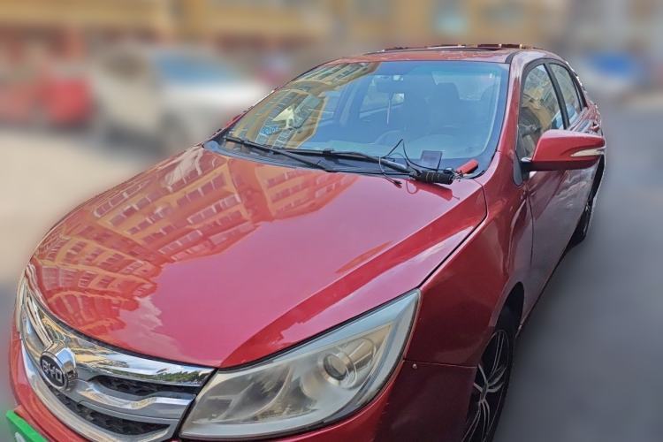 Used BYD Surui 2015 1.5L Manual Luxury Model Guazi used car, China used car export, Used car for sale, Used  cars, Cheapest cars for sale