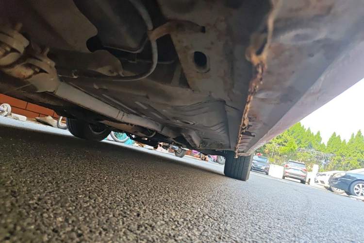 Used BYD Surui 2015 1.5L Manual Luxury Model Chassis Rear Right