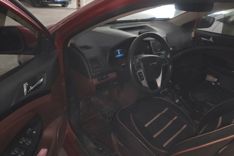 Used BYD Surui 2015 1.5L Automatic Luxury Model Driver Seat