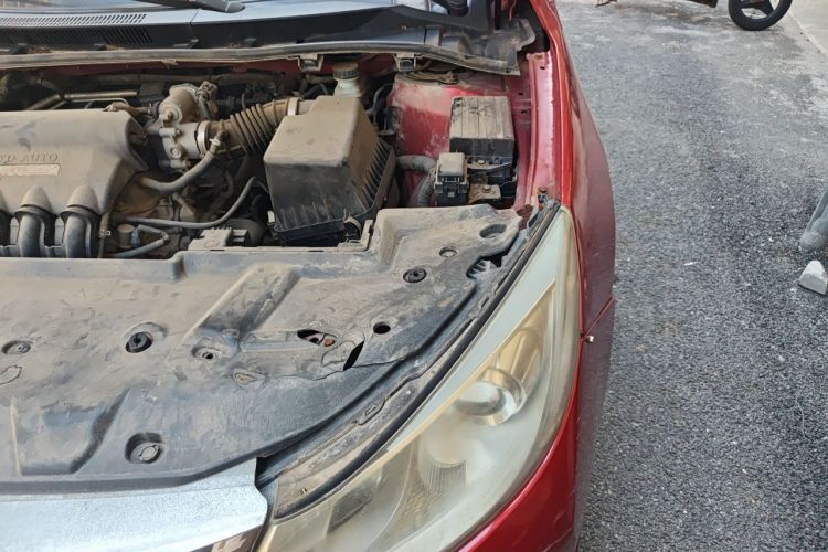 Used BYD Surui 2015 1.5L Manual Luxury Model Engine Bay Left