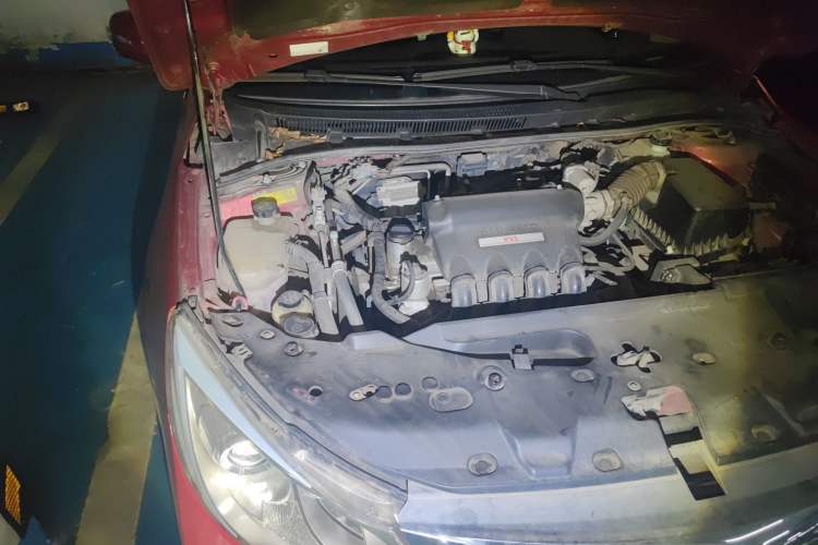 Used BYD Surui 2015 1.5L Automatic Luxury Model Engine Bay Right