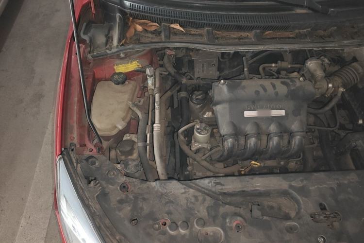 Used BYD Surui 2015 1.5L Automatic Luxury Model Engine Bay Right