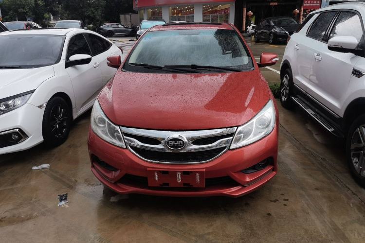 Used BYD Surui 2015 1.5L Manual Luxury Model Exterior 1