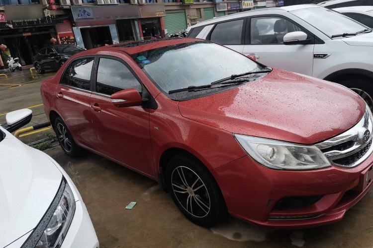 Used BYD Surui 2015 1.5L Manual Luxury Model Exterior 2