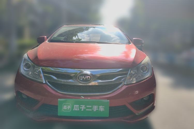Used BYD Surui 2015 Revised Version 1.5L Manual Luxury Edition Front