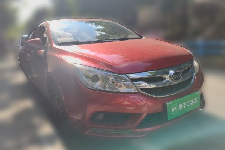 Used BYD Surui 2015 Revised Version 1.5L Manual Luxury Edition Front Right 45 Deg
