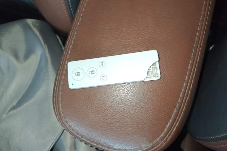 Used BYD Surui 2015 1.5L Manual Comfort Model Interior 1