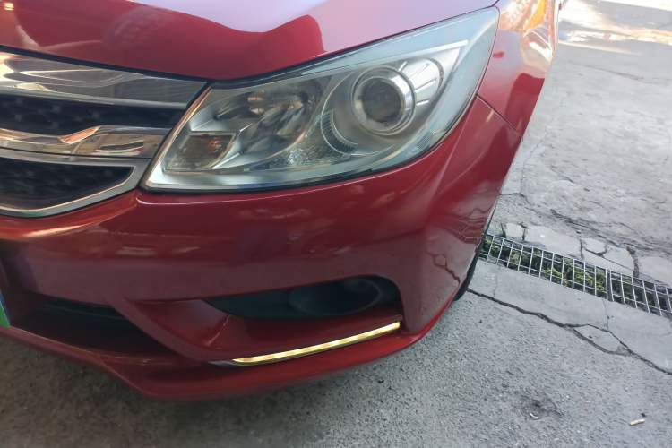 Used BYD Surui 2015 1.5L Manual Luxury Model Left Front Headlight