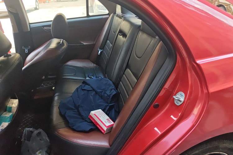 Used BYD Surui 2015 1.5L Manual Luxury Model Left Rear Seat