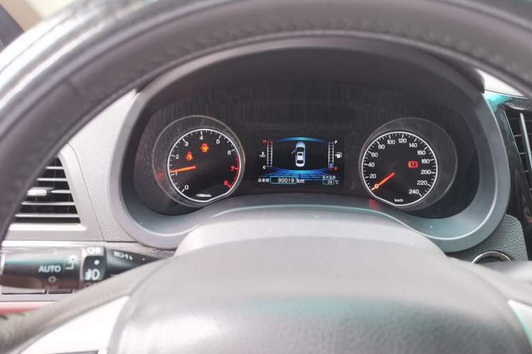 Used BYD Surui 2015 1.5L Manual Luxury Model Odometer Close Up