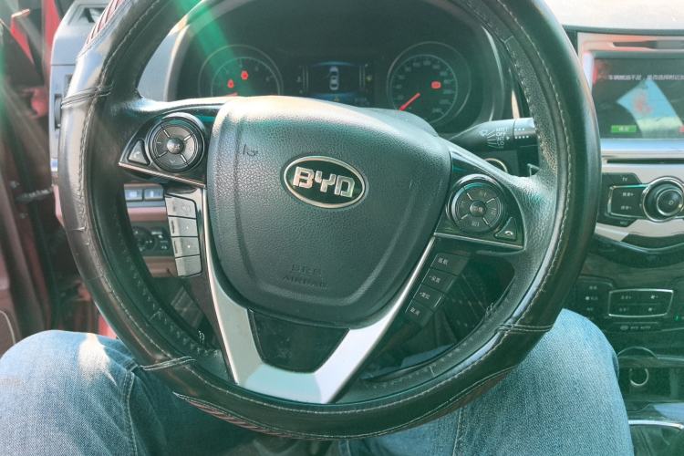 Used BYD Surui 2015 1.5L Manual Comfort Model Steering Wheel
