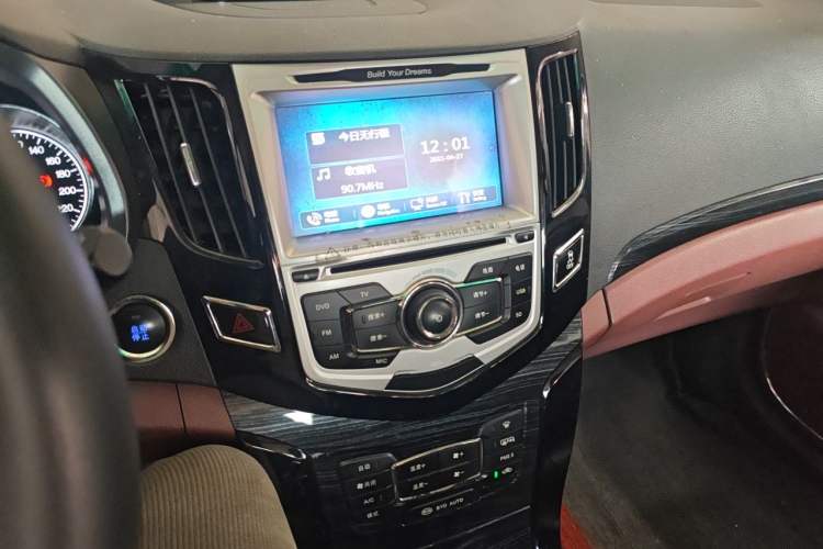 Used BYD Surui 2015 1.5L Manual Luxury Model Audio And AC Panel