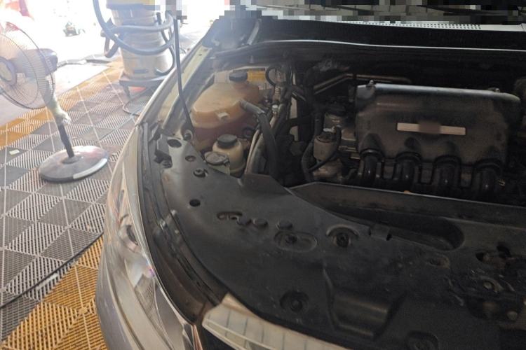 Used BYD Surui 2015 1.5L Manual Luxury Model Engine Bay Right