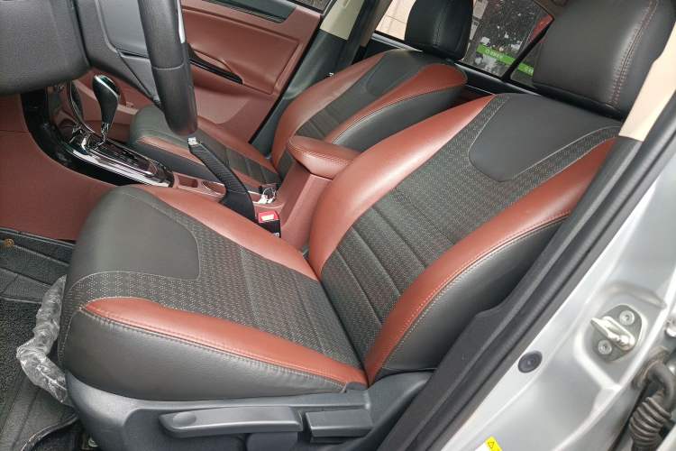 Used BYD Surui 2015 1.5L Automatic Luxury Model Left Front Seat