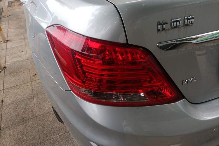Used BYD Surui 2015 1.5L Automatic Luxury Model Left Rear Taillight