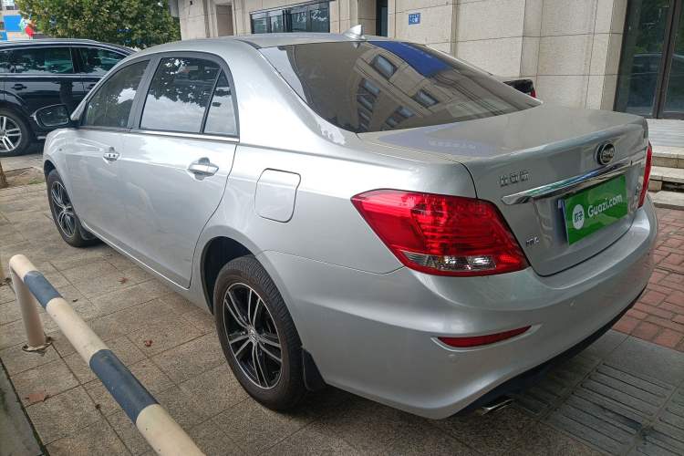 Used BYD Surui 2015 1.5L Automatic Luxury Model Rear Left 45 Deg