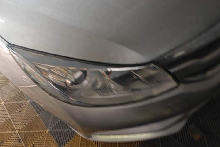 Used BYD Surui 2015 1.5L Manual Luxury Model Right Front Headlight