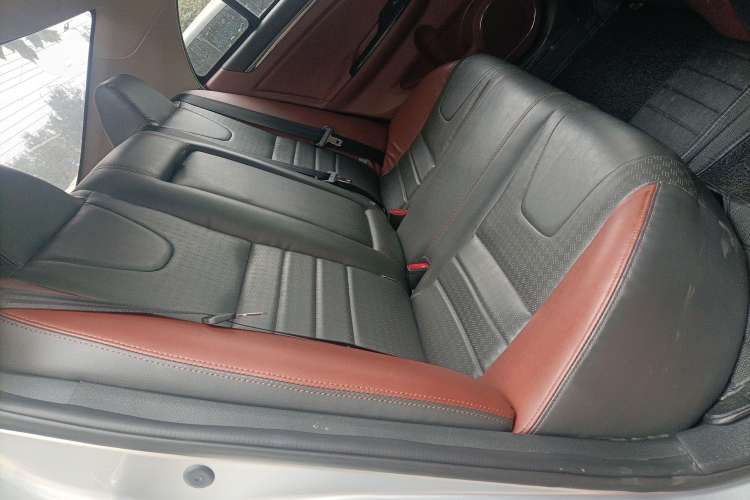 Used BYD Surui 2015 1.5L Automatic Luxury Model Right Rear Seat