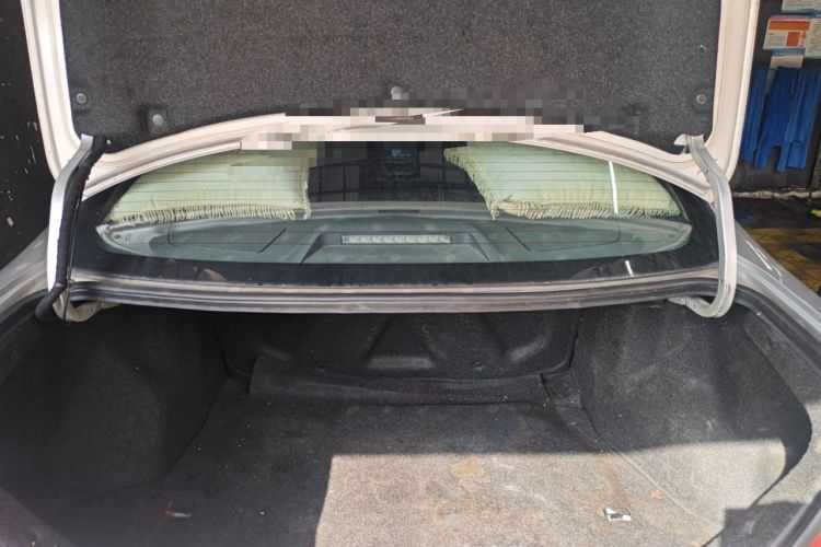 Used BYD Surui 2015 1.5L Manual Luxury Model Trunk