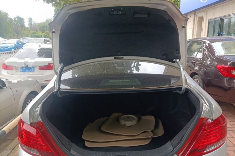 Used BYD Surui 2015 1.5L Automatic Luxury Model Trunk