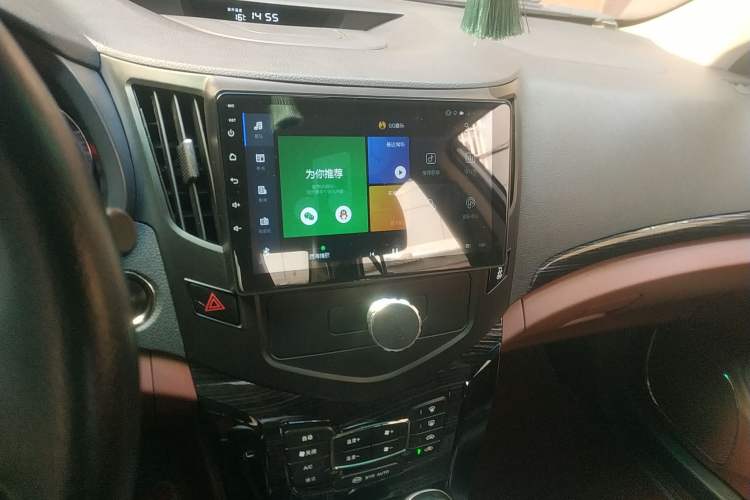 Used BYD Surui 2015 1.5L Automatic Comfort Edition Audio And AC Panel