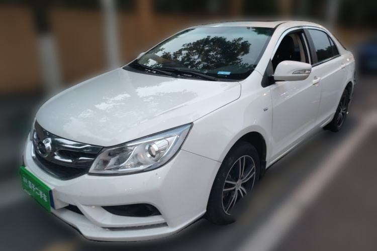 Used BYD Surui 2015 Revised Version 1.5L Manual Luxury Edition Guazi used car, China used car export, Used car for sale, Used  cars, Cheapest cars for sale