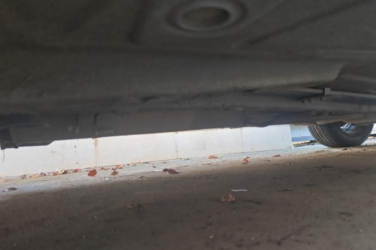 Used BYD Surui 2015 1.5L Manual Comfort Model Chassis Rear Right