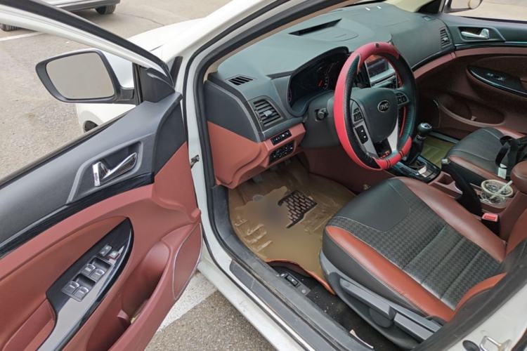 Used BYD Surui 2015 1.5L Manual Luxury Model Driver Seat