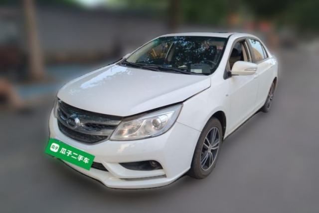 BYD Surui 2015 1.5L Manual Luxury Model usado