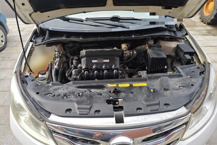 Used BYD Surui 2015 Revised Version 1.5L Manual Luxury Edition Engine Bay