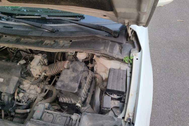 Used BYD Surui 2015 1.5L Manual Luxury Model Engine Bay Left