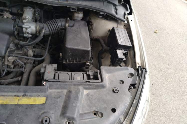 Used BYD Surui 2015 1.5L Manual Luxury Model Engine Bay Left