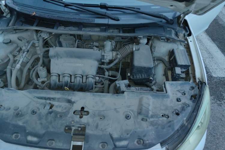 Used BYD Surui 2015 1.5L Automatic Luxury Model Engine Bay Left