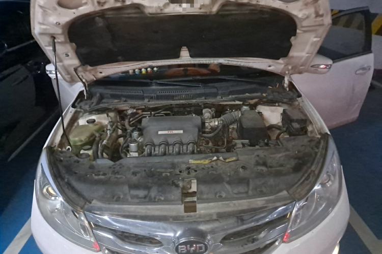 Used BYD Surui 2015 Revised 1.5L Manual Flagship Version Engine Bay