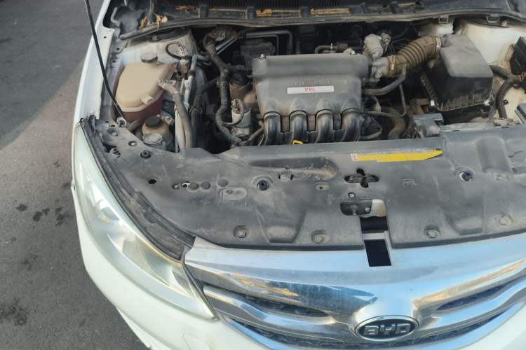 Used BYD Surui 2015 1.5L Automatic Luxury Model Engine Bay Right