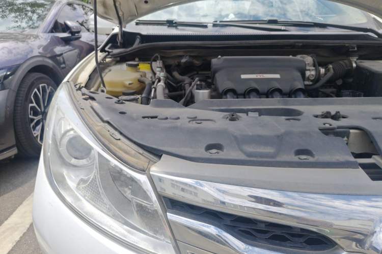 Used BYD Surui 2015 1.5L Manual Luxury Model Engine Bay Right