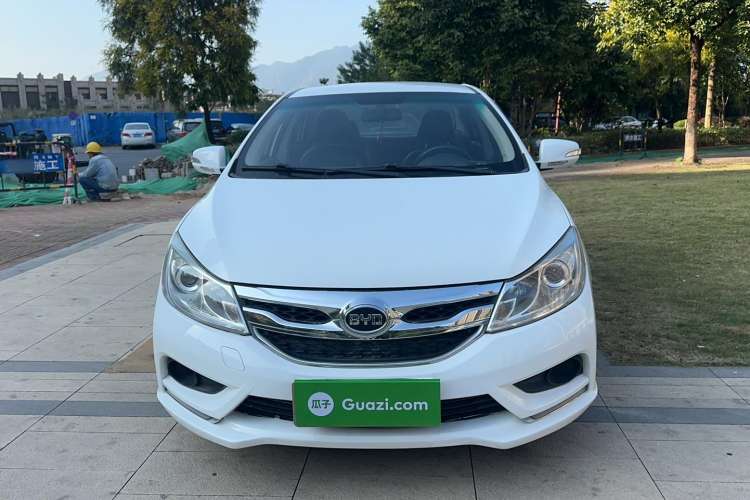 Used BYD Surui 2015 1.5L Automatic Comfort Edition Exterior 1