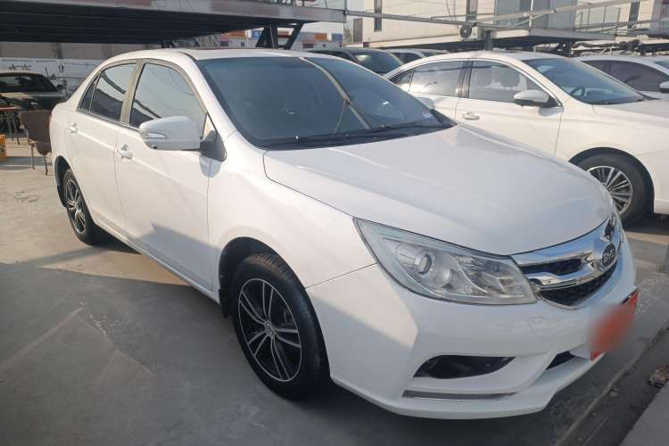 Used BYD Surui 2015 Revised Version 1.5L Manual Luxury Edition Exterior 2