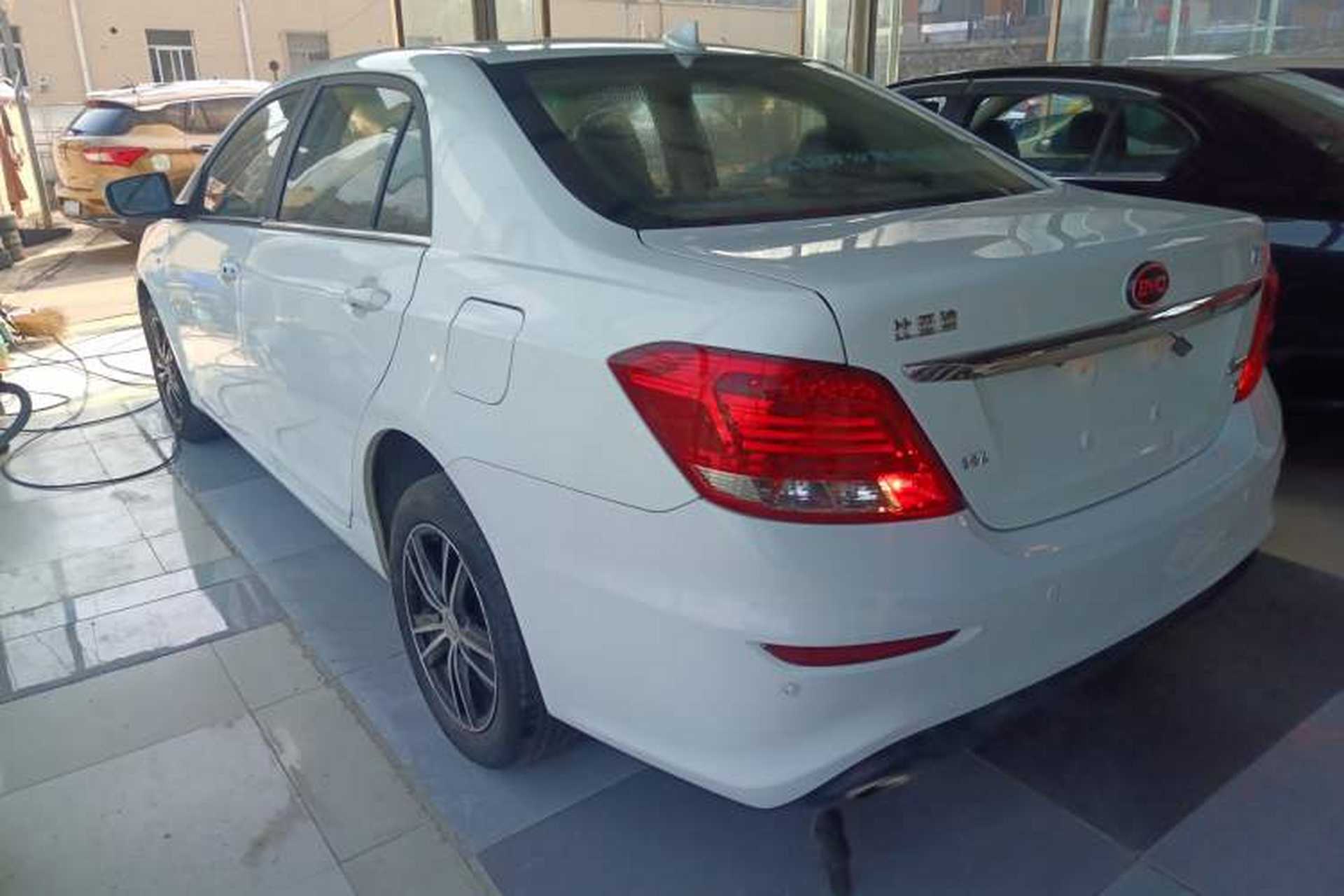 Used BYD Surui 2015 Revised Version 1.5L Automatic Luxury Edition Exterior 3