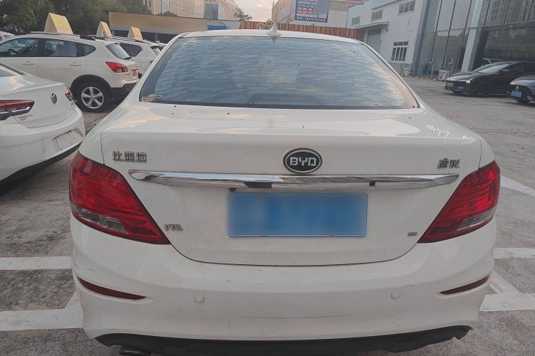 Used BYD Surui 2015 1.5L Manual Luxury Model Exterior 4
