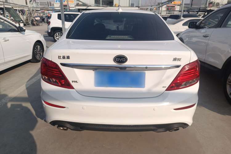 Used BYD Surui 2015 Revised Version 1.5L Manual Luxury Edition Exterior 4