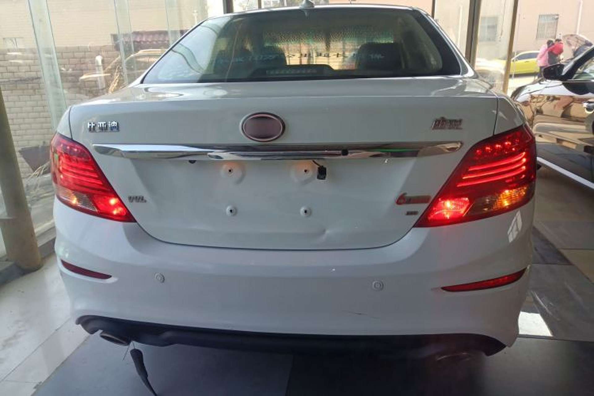 Used BYD Surui 2015 Revised Version 1.5L Automatic Luxury Edition Exterior 4
