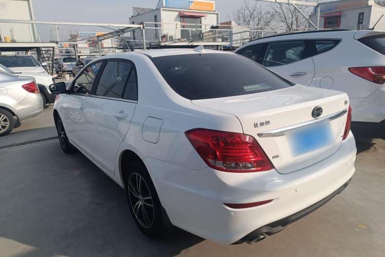 Used BYD Surui 2015 Revised Version 1.5L Manual Luxury Edition Exterior 5