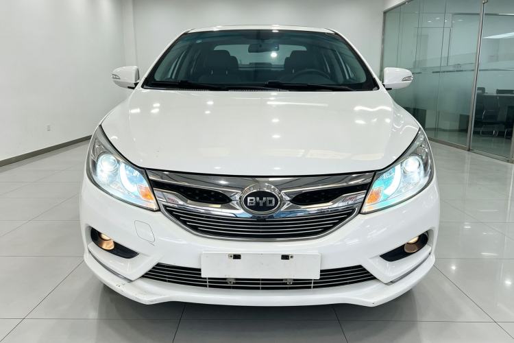 Used BYD Surui 2015 Revised Version 1.5L Manual Luxury Edition Front