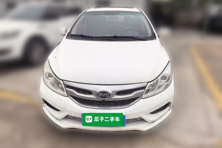 Used BYD Surui 2015 Revised Version 1.5L Manual Luxury Edition Front