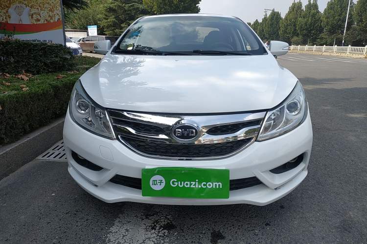 Used BYD Surui 2015 Revised Version 1.5L Manual Luxury Edition Front
