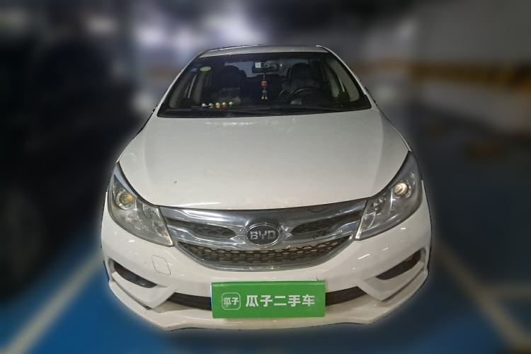 Used BYD Surui 2015 Revised 1.5L Manual Flagship Version Front