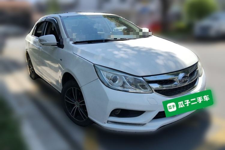Used BYD Surui 2015 1.5L Manual Luxury Model Front Right 45 Deg