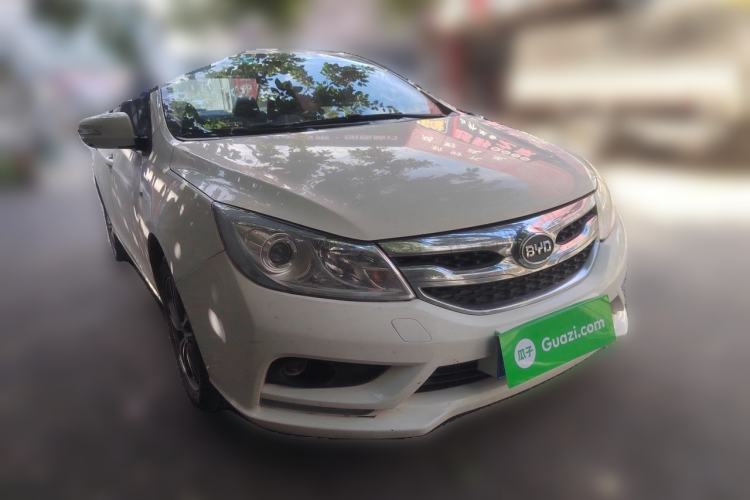 Used BYD Surui 2015 Revised Version 1.5L Manual Luxury Edition Front Right 45 Deg